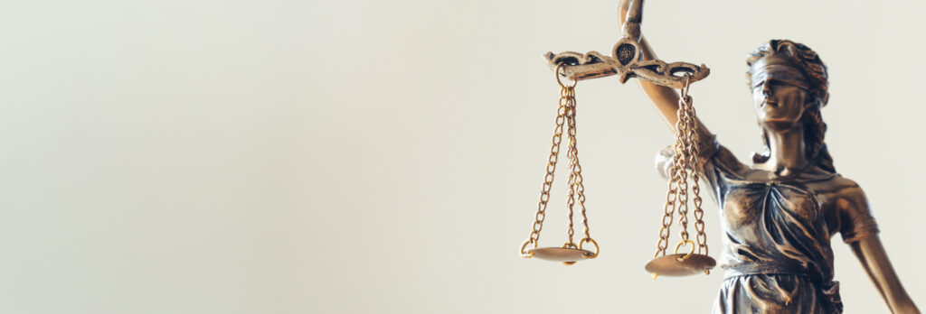 Justizia Göttin der Gerechtigkeit als Sinnbild für den starken Gerechtigkeitssinn von Hochsensiblen Persönlichkeiten