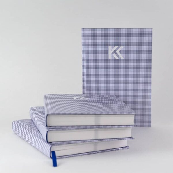 A5-Hardcover-Kalender „Klare Kante“ mit Seiten für Ziele, Wochenplanung, Vision Board und Reflexion